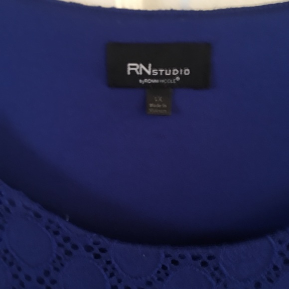 RN Studio by Ronni Nicole Oval Lace Sheath Dress - Picture 4 of 4